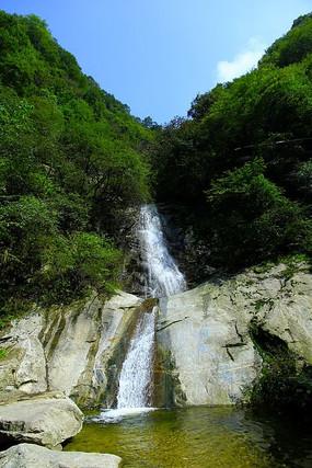 救援卡通小象